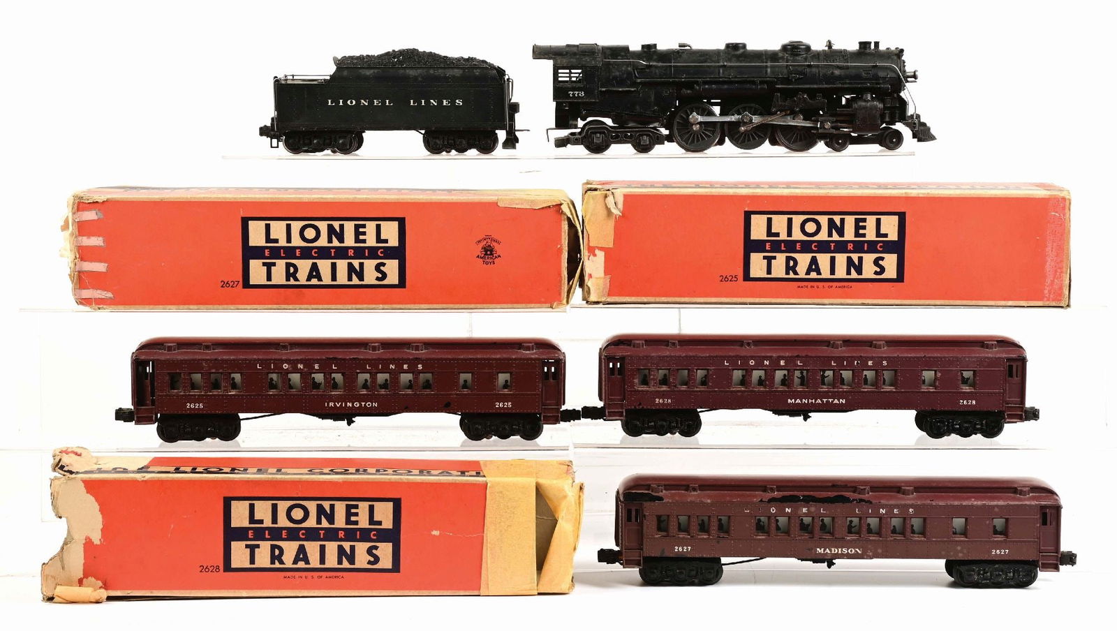 LOT OF 5: LIONEL NO. 773 W/ MADISON CARS (1 of 2)