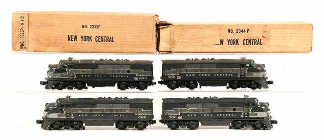 LOT OF 4: LIONEL O GAUGE NEW YORK CENTRAL TRAIN ENGINES W/ BOX (1 of 2)