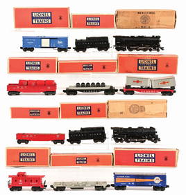 LOT OF 2: BOXED LIONEL POST-WAR FREIGHT TRAIN SETS (1 of 5)