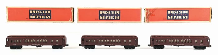 LOT OF 3: LIONEL NO. 2625 IRVINGTON PASSENGER CARS