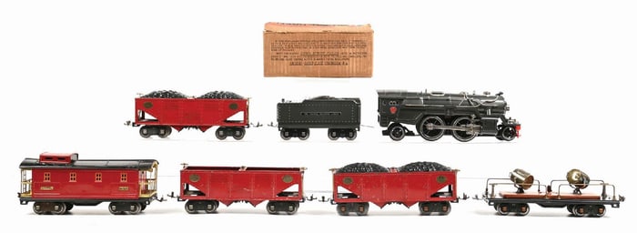 LOT OF 7: LOCOMOTIVE WITH HOPPER AND COAL CARS