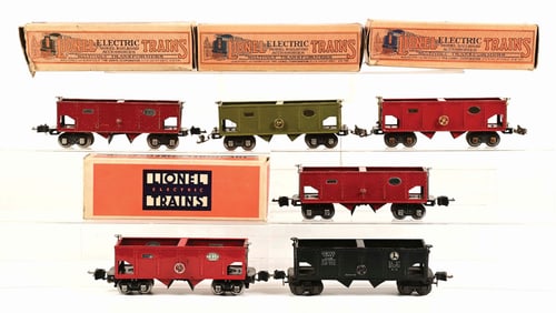 LOT OF 6: VARIOUS LIONEL TRAIN CARS W/BOXES
