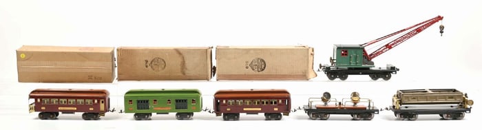 LOT OF 6: LIONEL LINES 300 & 200 SERIES FREIGHT CARS