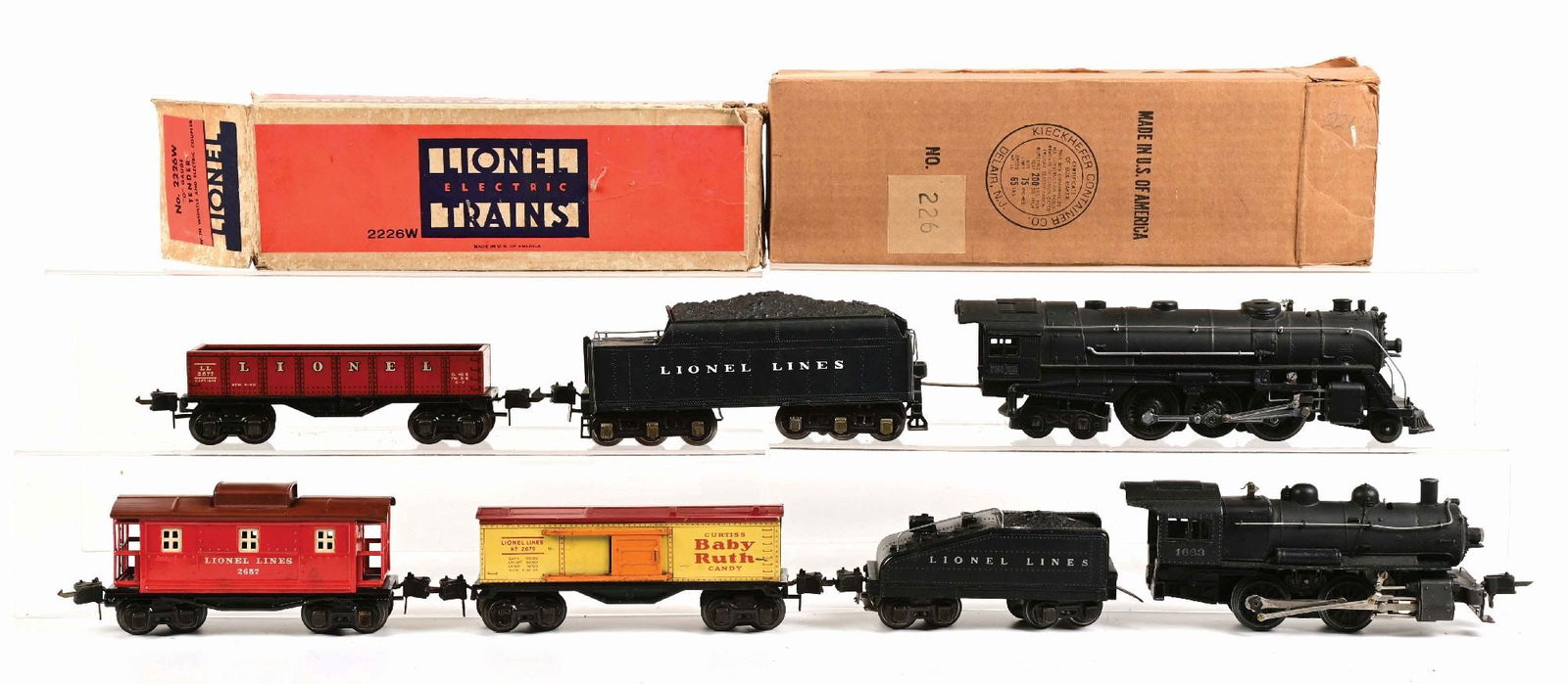 LOT OF 6: LIONEL ENGINES & CARS (1 of 2)