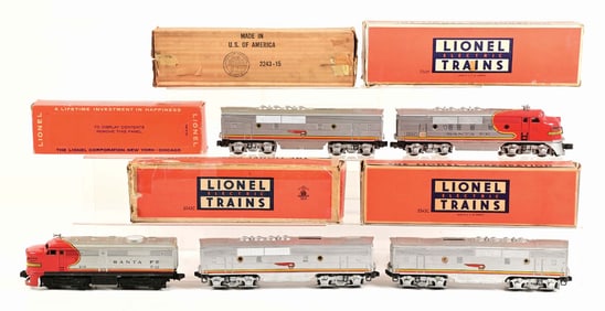 LOT OF 6: LIONEL SANTA FE "B" UNITS W/ ENGINE & 218T TENDER AND BOXES