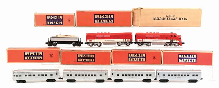 LOT OF 7: LIONEL TEXAS SPECIAL AB & ASSORTED FREIGHT & PASSENGER CARS
