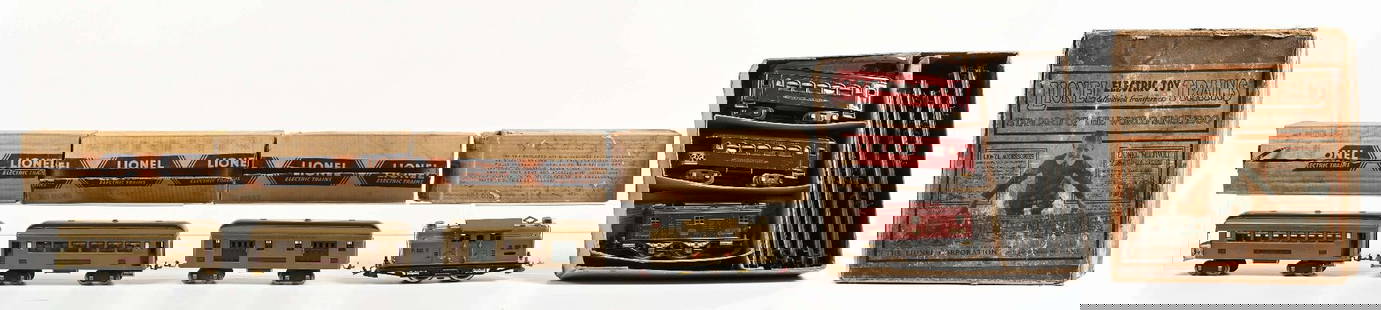 SET OF 7: LIONEL NO. 318 ENGINE WITH OBSERVATION CARS AND TRACK: (A) No. 318E Electric Outline Locomotive, complete and in excellent condition, has been re-wheeled, has original box with spots of paint and writing on it. (B) No. 310 Mojave Baggage Car, complete and