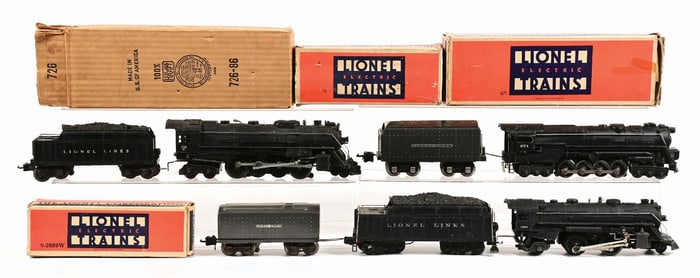 LOT OF 8: VARIOUS LIONEL TRAIN ENGINES WITH TENDERS & EMPTY BOX