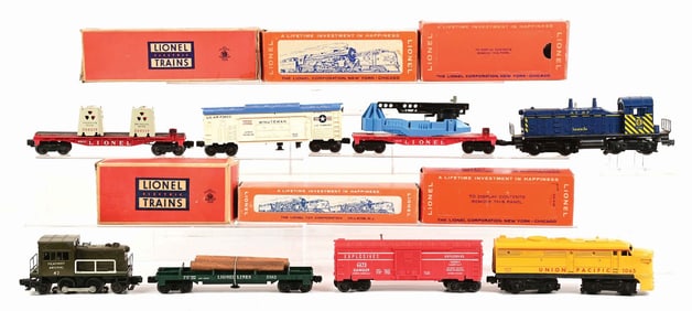 LOT OF 8: ASSORTED LOCOMOTIVES & ROLLING STOCK, SOME BOXED