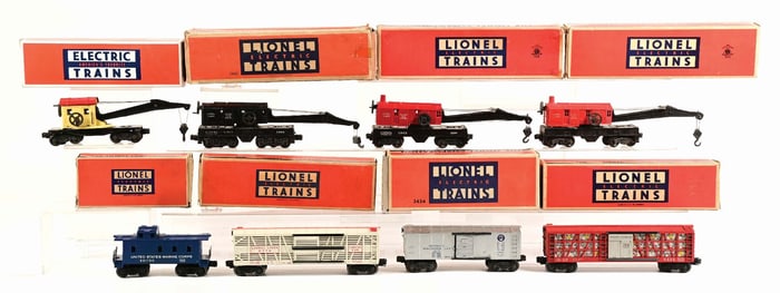 LOT OF 8: VARIOUS LIONEL ROLLING STOCK