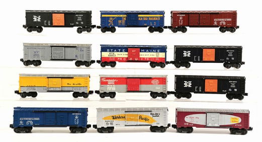 LOT OF 12: LIONEL POST-WAR 6464 & OTHER BOXCARS