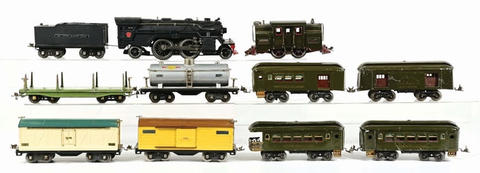 LOT OF 11: LIONEL FREIGHT CARS, PASSENGER CARS & STEAM LOCOMOTIVE