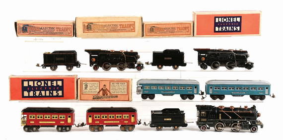 LOT OF 10: LIONEL VARIOUS O GAUGE TRAINS AND CARS (1 of 2)
