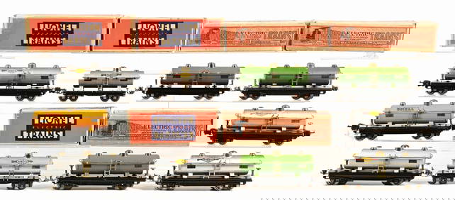 LOT OF 10: LARGE GROUPING OF PRE-WAR O GAUGE ROLLING STOCK (1 of 1)