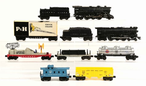 LOT OF 10: LIONEL NO. 675 & 665 TRAIN ENGINES W/ TENDERS AND CARS SET