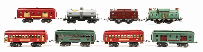 LOT OF 8: LIONEL OIL CAR, MAIL CAR, PASSENGER CAR AND OTHER CARS