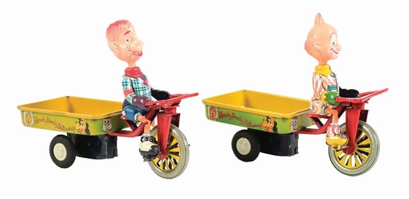 LOT OF 2: LINEMAR TIN LITHO FRICTION HOWDY-DOODY & CLARABELLE THE CLOWN DELIVERY WAGON TOYS