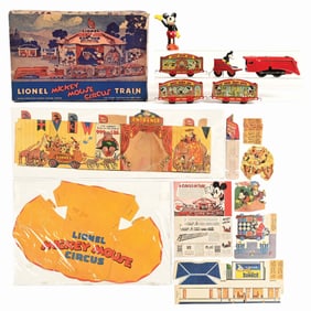 LIONEL MICKEY MOUSE CIRCUS TRAIN W/ CARDBOARD ACCESSORIES & COMPOSITION BARKER IN ORIGINAL BOX