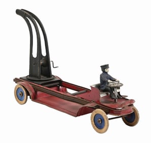 KINGSBURY PRESSED STEEL CLOCKWORK TOW TRUCK
