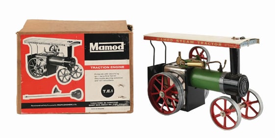 MAMOD PRESSED STEEL TRACTION ENGINE WITH ORIGINAL BOX