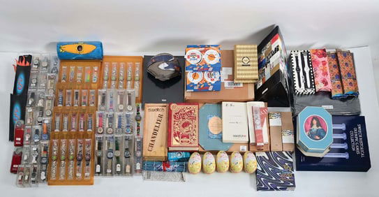 LOT OF 97: SWATCHES