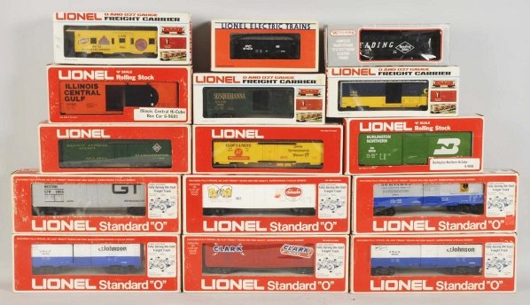 Lot of 15: Lionel & Williams Rolling Stock Cars.: Contemporary. Includes boxcars and other freight cars consisting of Burlington Northern, Schaefer, Johnson Wax, and others. Not all pictured. Condition (Excellent).