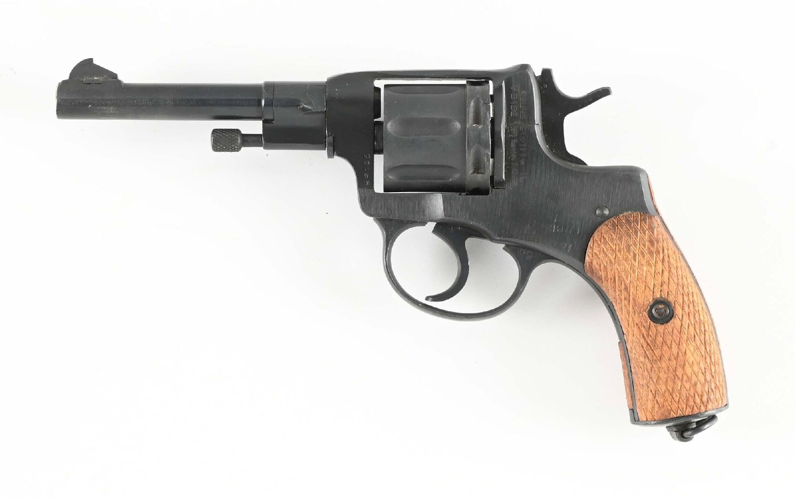 (C) TULA M1895 NAGANT DOUBLE ACTION REVOLVER (1941).: This example dated 1941. It has been arsenal refinished in matte blue. Left side has export stamps. It is a standard revolver with fixed sights, checkered wood grips, and lanyard ring. CONDITION: Exce