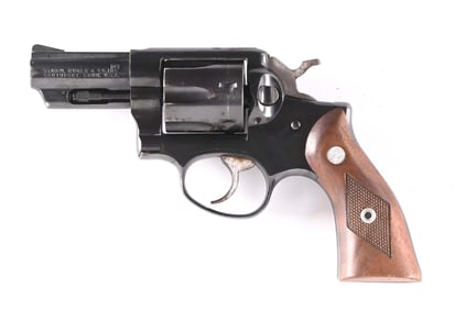 (M) RUGER POLICE SERVICE SIX DOUBLE ACTION REVOLVER.