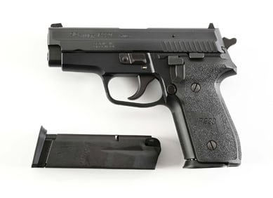 (M) SIG SAUER P229 .40 S&W SEMI-AUTOMATIC PISTOL WITH CASE.