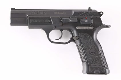 (M) SAR ARMS SARB6P SEMI-AUTOMATIC PISTOL WITH CASE.