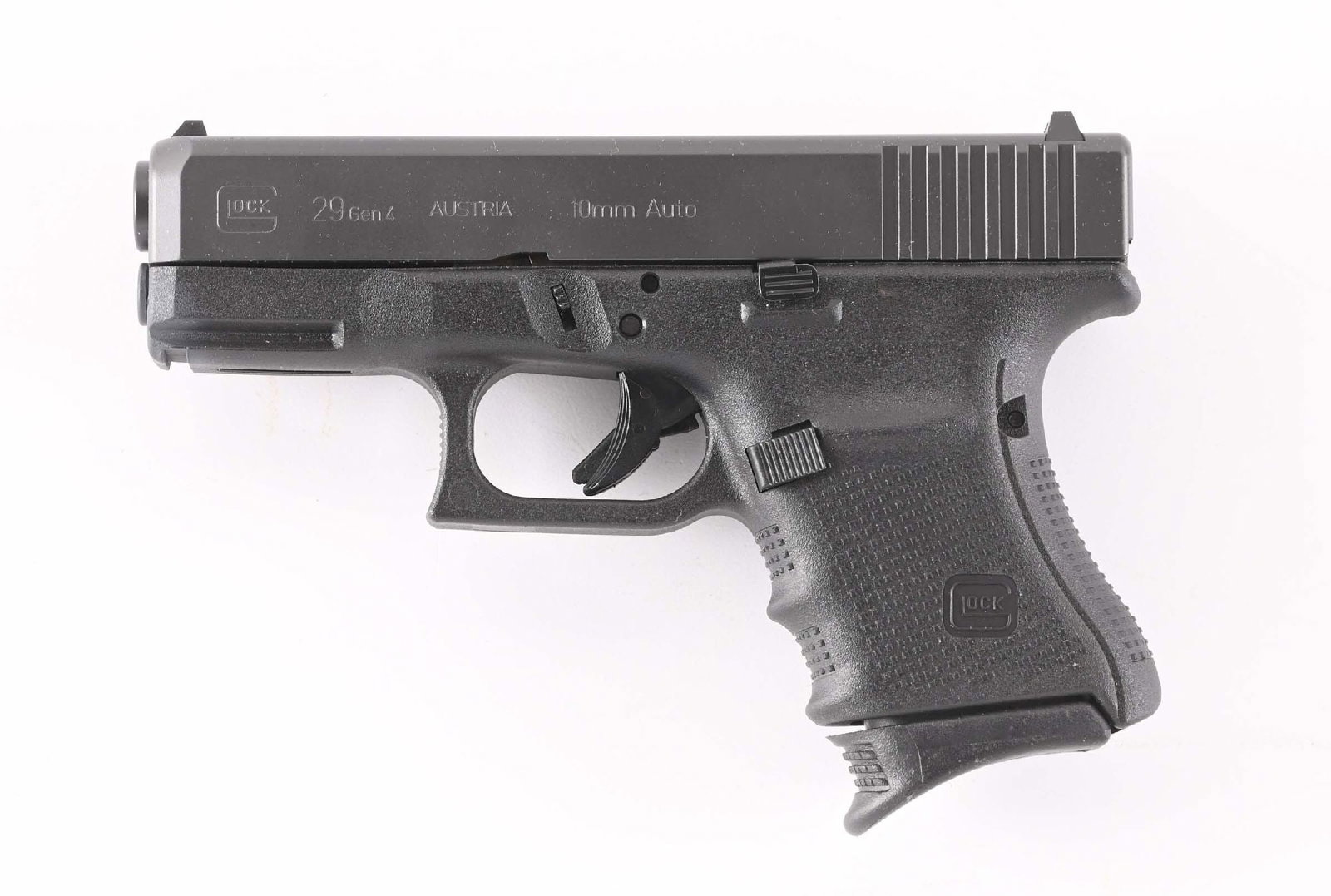 (M) GEN 4 GLOCK 29 GEN 4 SEMI-AUTOMATIC PISTOL.: Standared features include nitride coated slide with standard Glock cup and ball sight system, compact Gen 4 Glock stippled frame with stock Glock controls. CONDITION: As new, possibly unfired since f