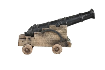 CAST IRON 2-POUNDER CANNON WITH NAVAL CARRAIGE.