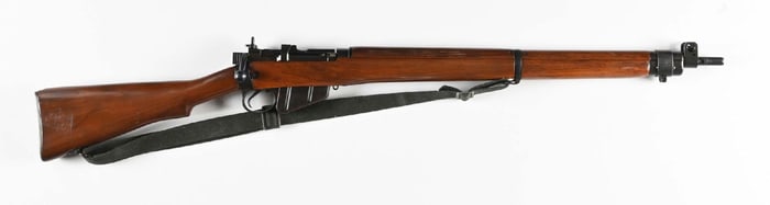 (C) LONG BRANCH NO.4 MK I* .303 BRITISH BOLT ACTION RIFLE (1942).