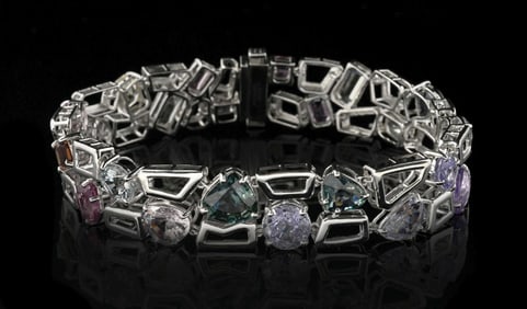 PLATINUM 29CT MULTI COLOR SAPPHIRE BRACELET W/ GIA REPORT