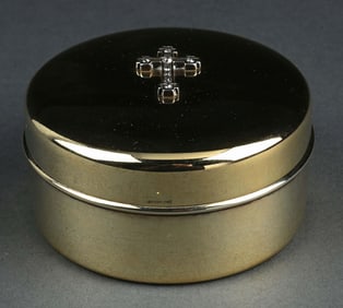 A GORHAM SILVER GILT POWDER BOX