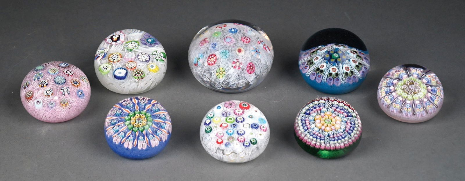 LOT OF 8: GLASS PAPERWEIGHTS (1 of 3)