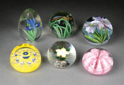 LOT OF 6: GLASS FLORAL PAPERWEIGHTS