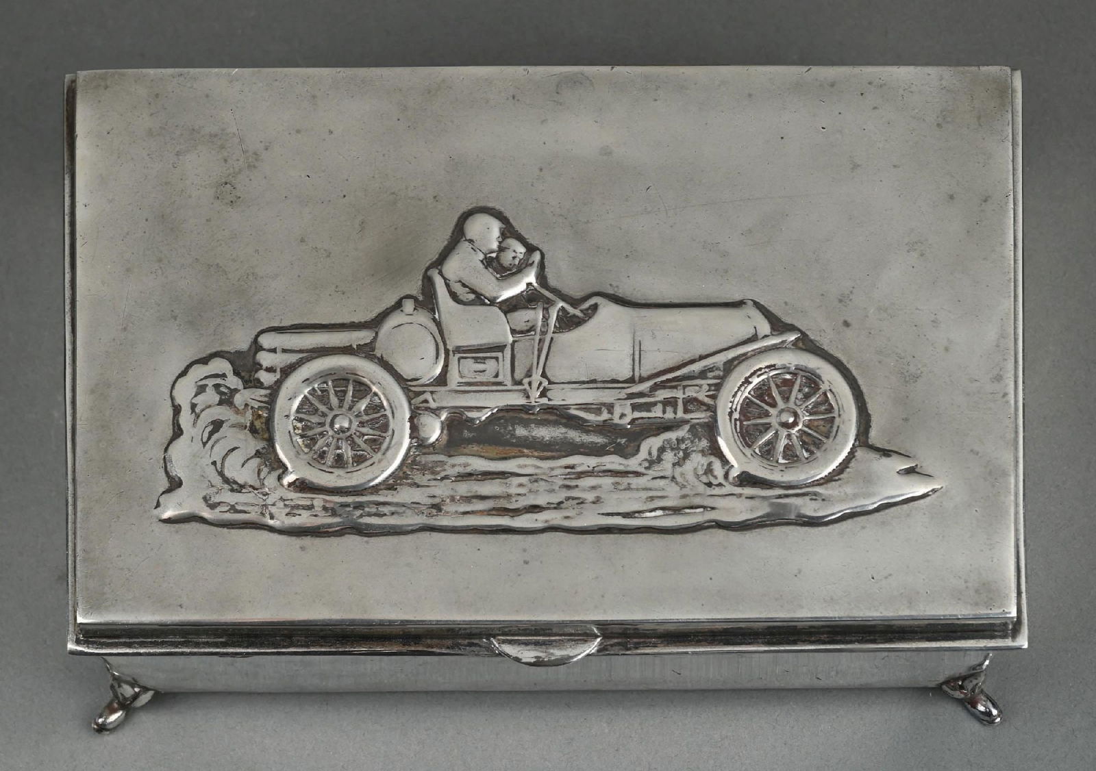 RACE CAR CIGAR HUMIDOR (1 of 6)