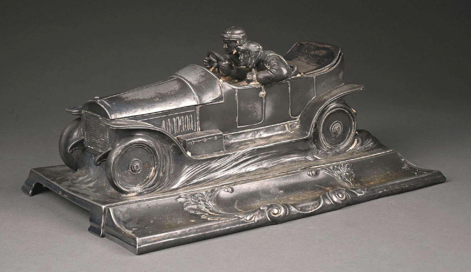 SILVER PLATED AUTO DESK SET WITH RACER AND MECHANIC (1 of 6)