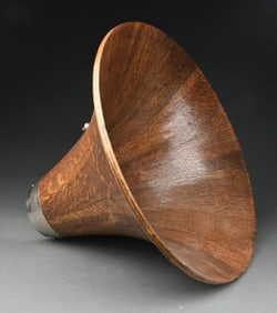 EDISON OAK CYGNET HORN