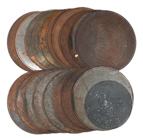 LARGE LOT OF MUSIC BOX DISCS