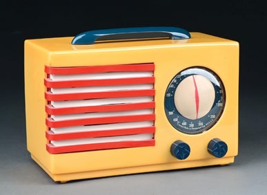 1940 EMERSON MODEL 400 “PATRIOT” CATALIN RADIO IN YELLOW, RED, & BLUE