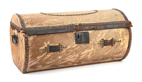 EARLY GOLD RUSH ERA HIDE STAGECOACH BOX WITH RARE EXPRESS LABEL