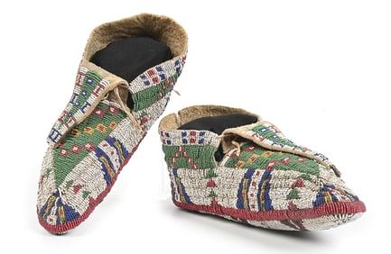 SIOUX FULLY-BEADED MOCCASINS