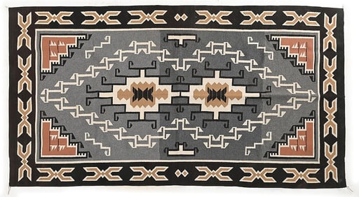 A FINE 1950S NAVAJO TEXTILE