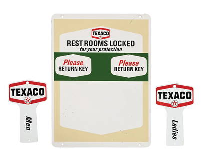 TEXACO REST ROOMS TIN SIGN W/ N.O.S. KEY FOBS: DST. C. 1950s. CONDITION: Excellent color and gloss throughout, with minor areas of surface scratching and light wear in the field of each side. The backside showing one area of wear at the fob