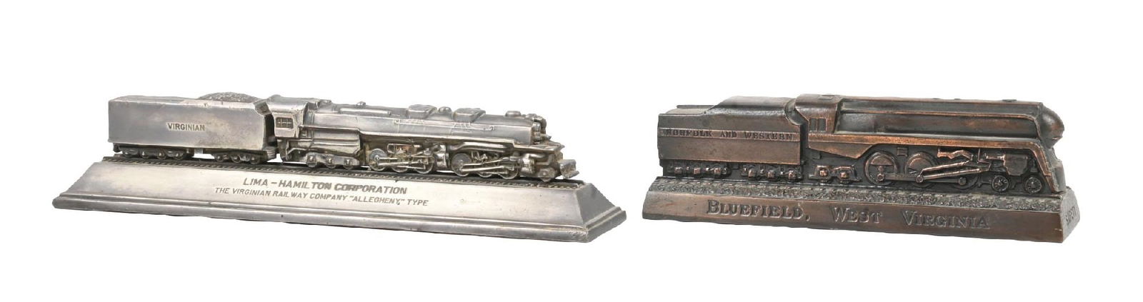 LOT OF 2 RAILROAD LOCOMOTIVE DESK PAPERWEIGHTS (1 of 6)