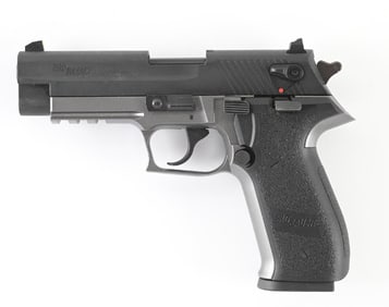 (M) GERMAN MADE SIG SAUER MOSQUITO .22 LR SEMI-AUTOMATIC PISTOL.