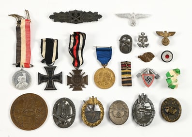 LARGE LOT OF WW2 ERA GERMAN MEDALS.
