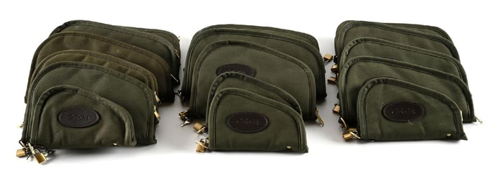 LARGE LOT OF QUILTED HEAVY DUTY ZIPPERED HANDGUN CASES.